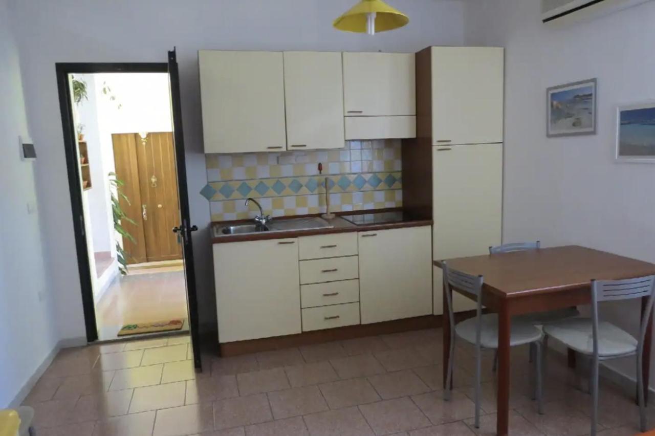 Lovely Flat In Northern Sardinia Valledoria  Eksteriør bilde